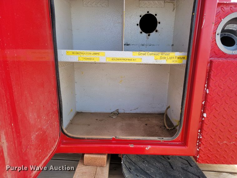 image for item LO9119 Utility bed