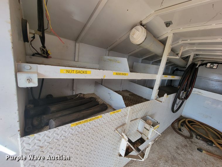 image for item LO9119 Utility bed