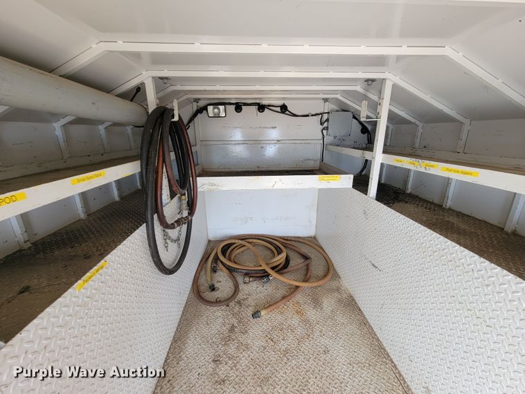 image for item LO9119 Utility bed