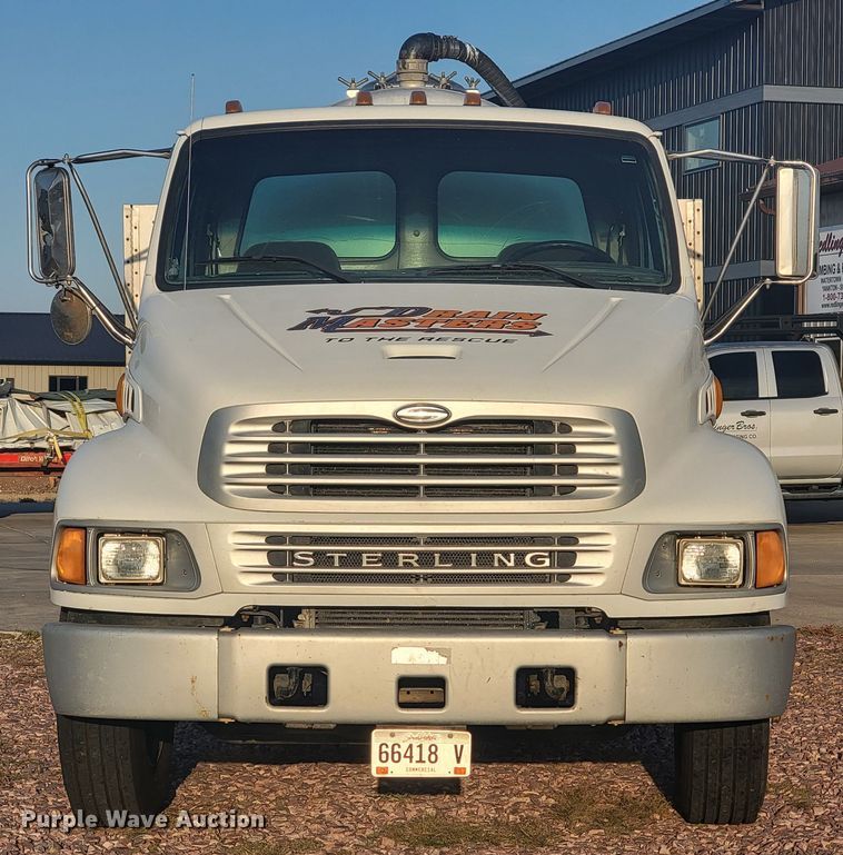 image for item LO9232 2002 Sterling Acterra M7500  vacuum truck