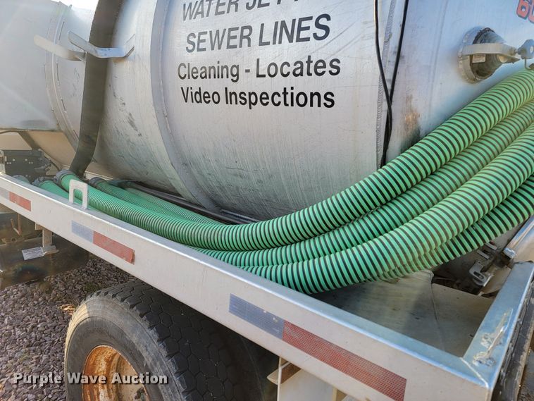 image for item LO9232 2002 Sterling Acterra M7500  vacuum truck