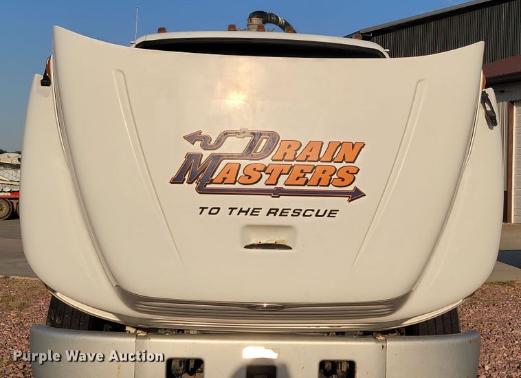 image for item LO9232 2002 Sterling Acterra M7500  vacuum truck