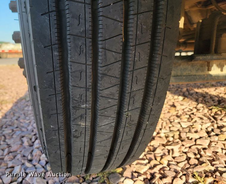 image for item LO9232 2002 Sterling Acterra M7500  vacuum truck