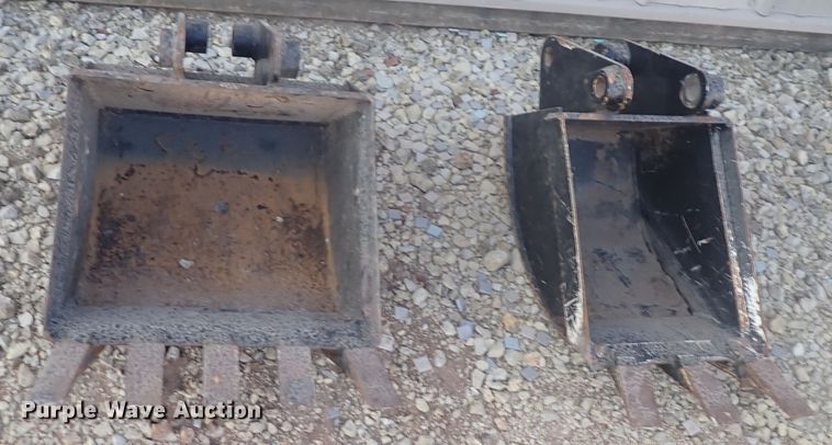 image for item MA9682 (2) mini excavator buckets