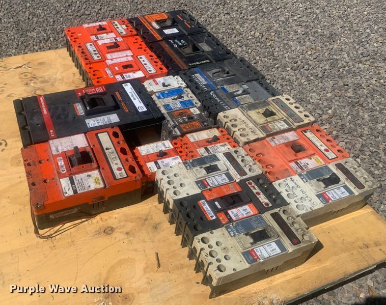 image for item MH9813 (17) electrical disconnects