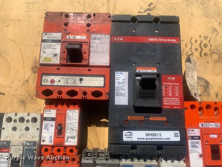 image for item MH9813 (17) electrical disconnects