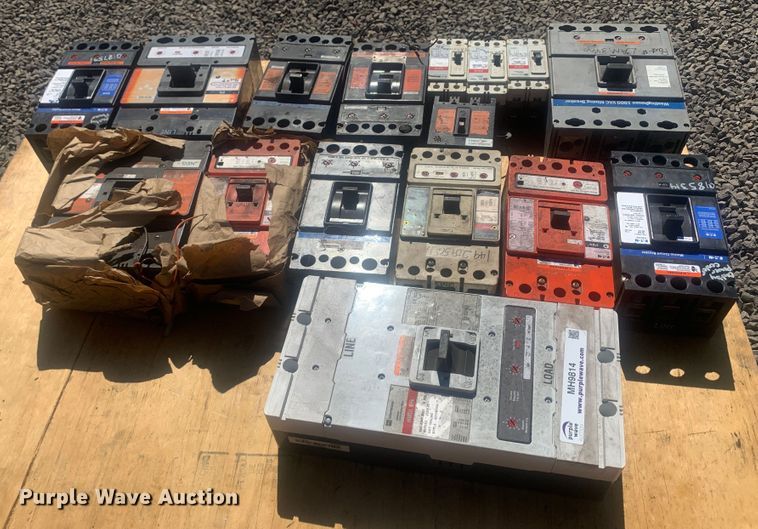 image for item MH9814 (15) electrical disconnects