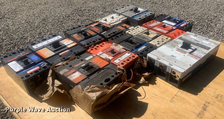 image for item MH9814 (15) electrical disconnects