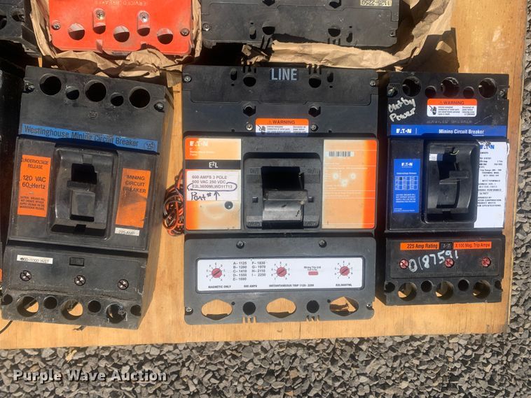 image for item MH9814 (15) electrical disconnects