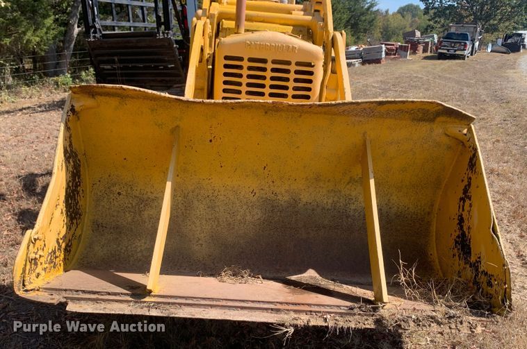 image for item MH9815 Caterpillar  track loader