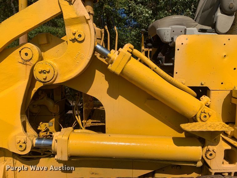 image for item MH9815 Caterpillar  track loader