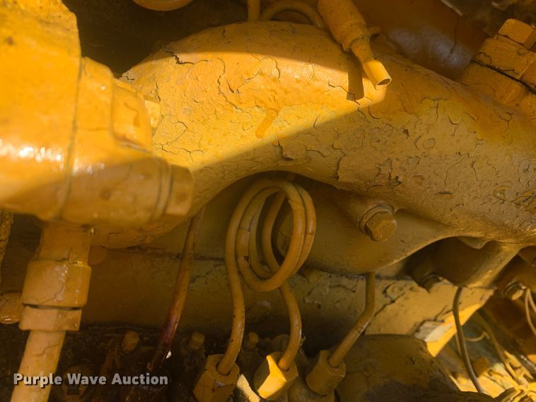 image for item MH9815 Caterpillar  track loader