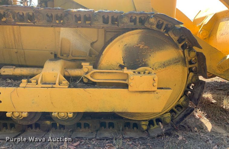 image for item MH9815 Caterpillar  track loader