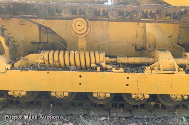image for item MH9815 Caterpillar  track loader