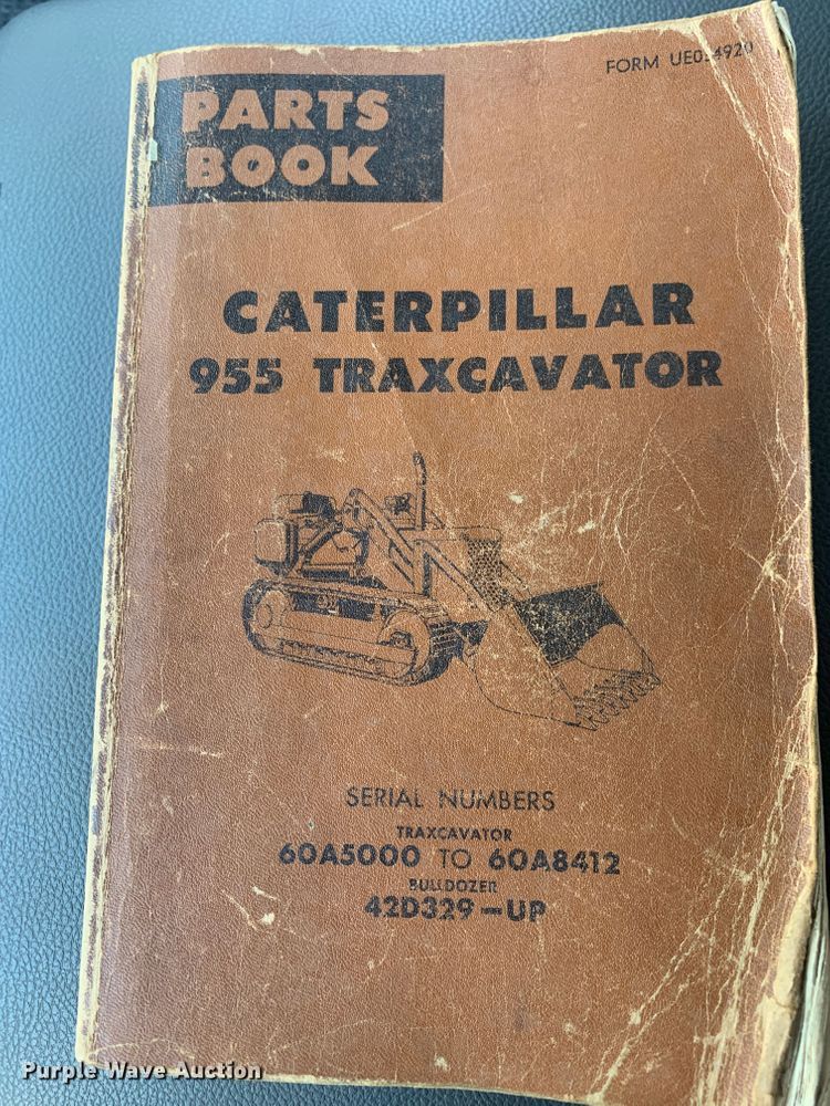 image for item MH9815 Caterpillar  track loader