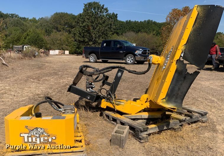 image for item MH9816 Tiger  side boom rotary mower