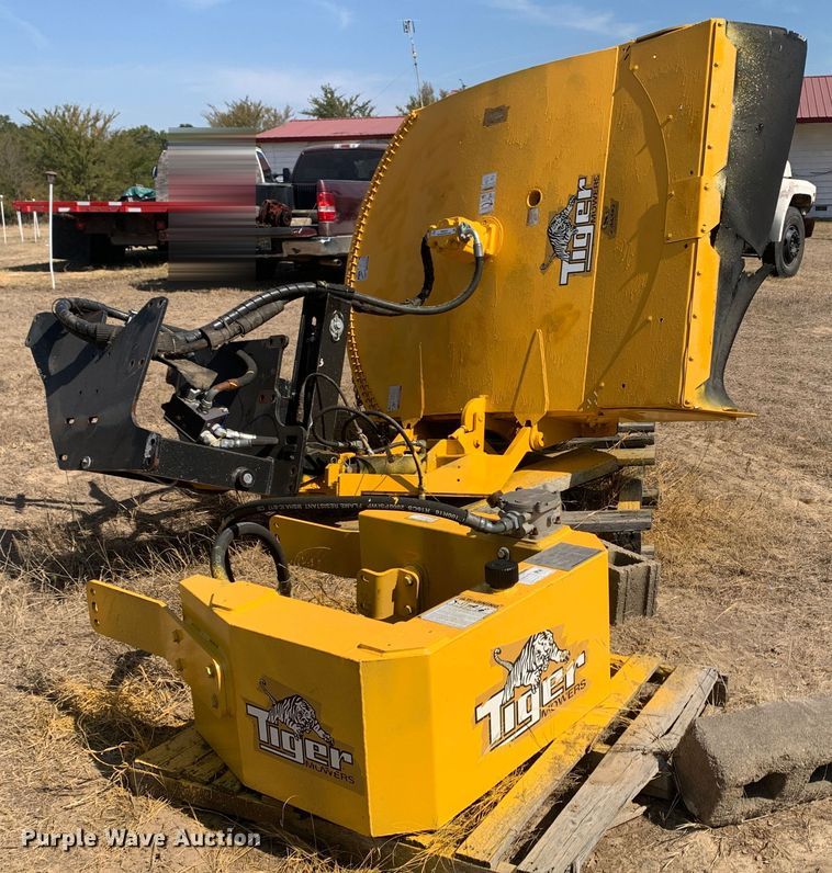 image for item MH9816 Tiger  side boom rotary mower