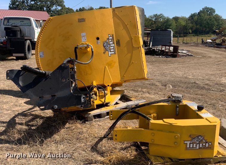 image for item MH9816 Tiger  side boom rotary mower