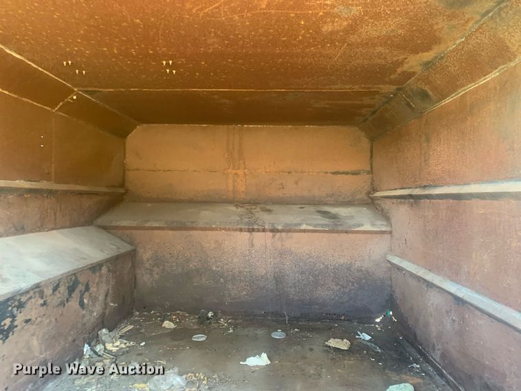 image for item MH9849 Chipper bed