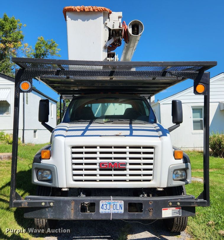 image for item MK9349 2006 GMC C7500  forestry bucket truck