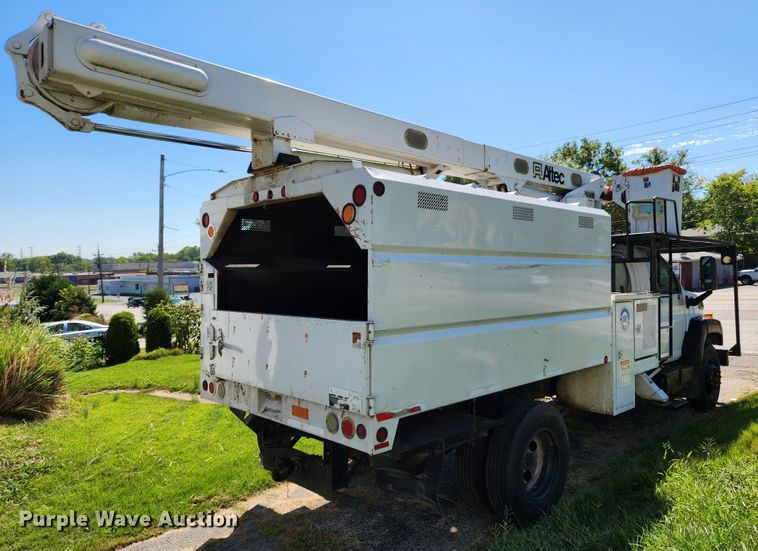 image for item MK9349 2006 GMC C7500  forestry bucket truck