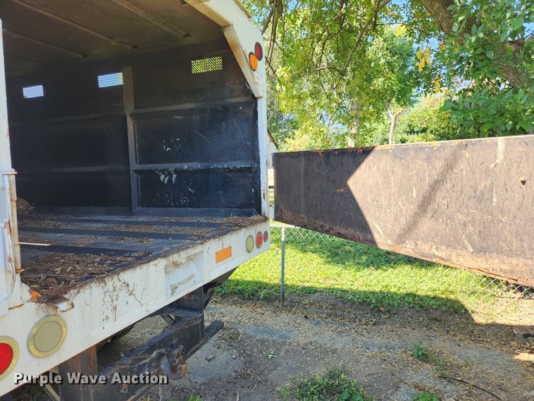 image for item MK9349 2006 GMC C7500  forestry bucket truck