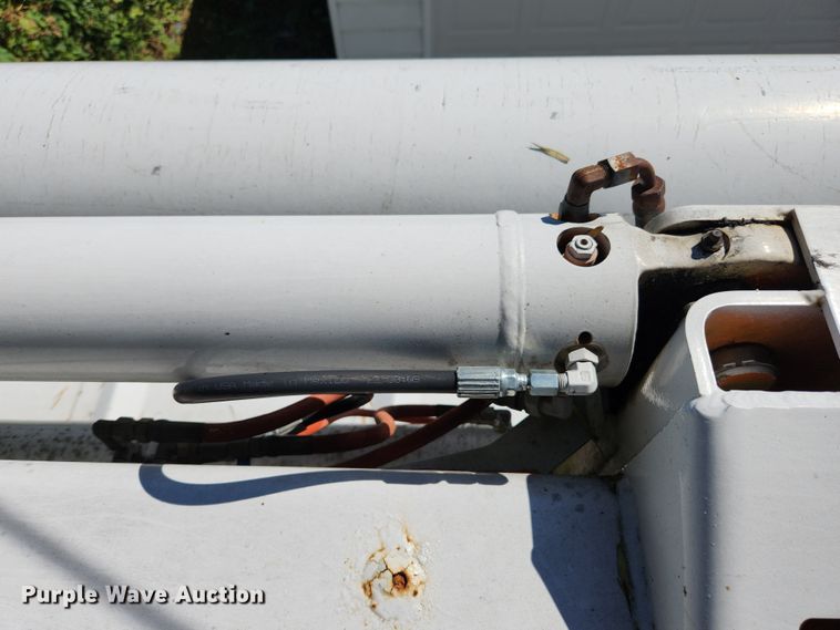 image for item MK9349 2006 GMC C7500  forestry bucket truck