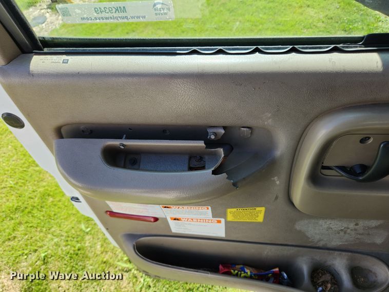 image for item MK9349 2006 GMC C7500  forestry bucket truck