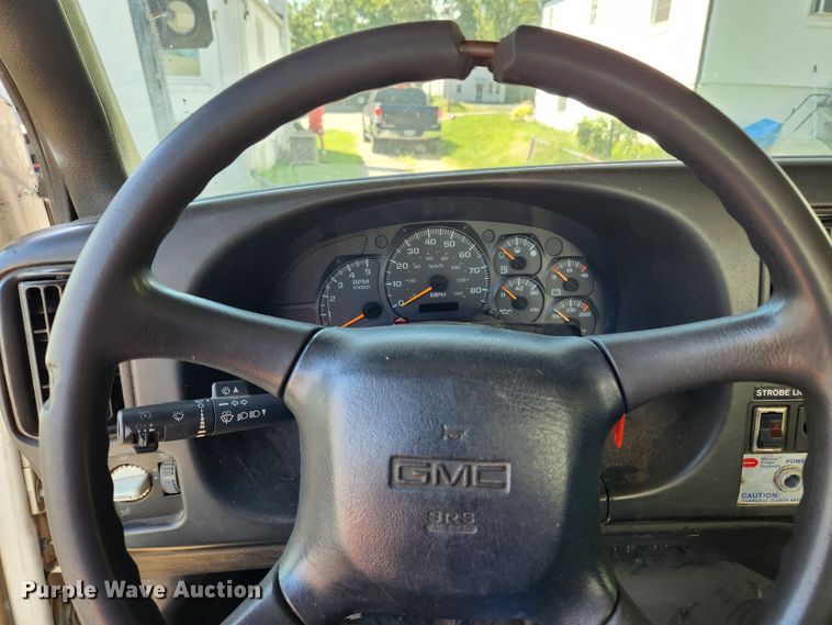 image for item MK9349 2006 GMC C7500  forestry bucket truck