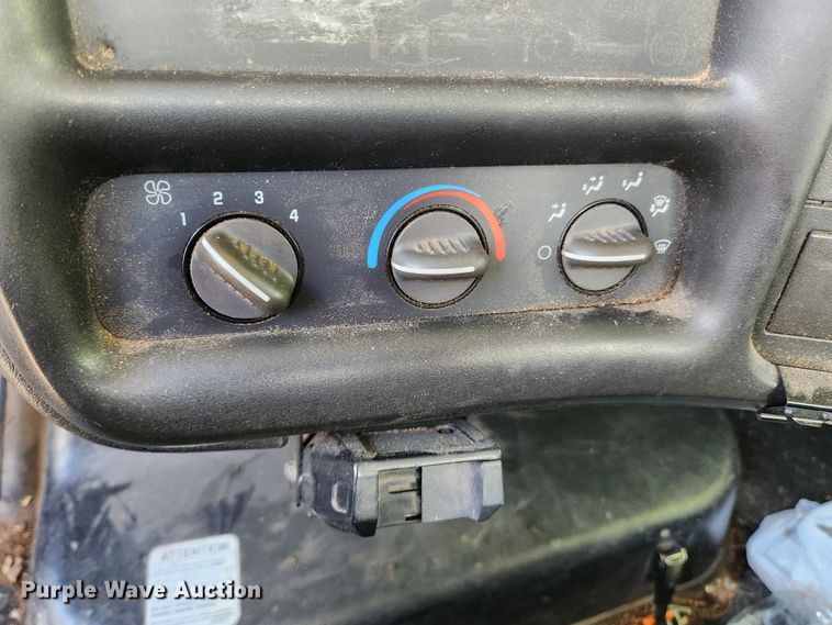 image for item MK9349 2006 GMC C7500  forestry bucket truck