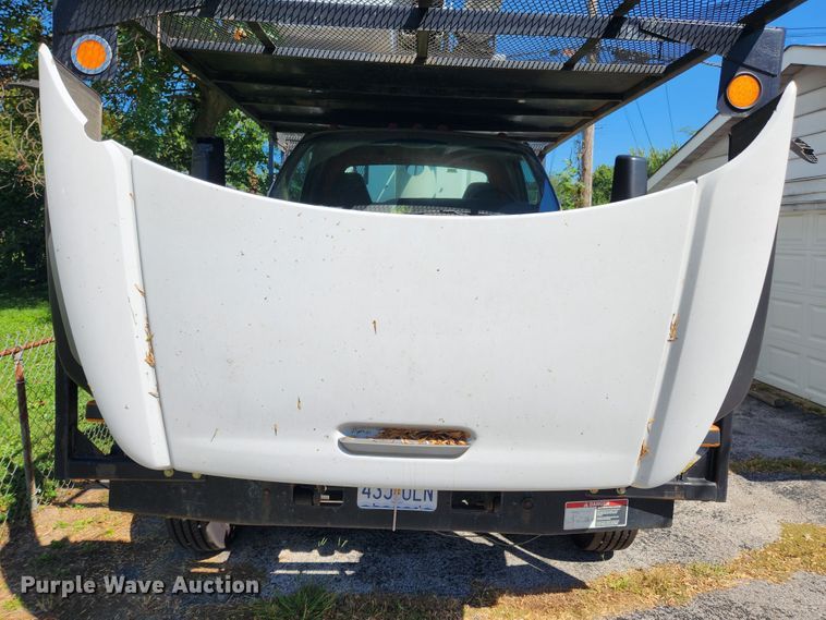 image for item MK9349 2006 GMC C7500  forestry bucket truck