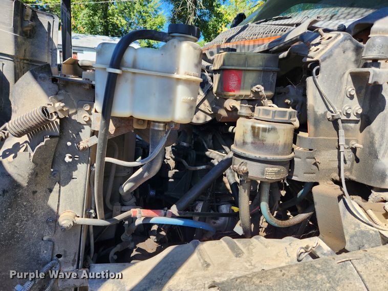 image for item MK9349 2006 GMC C7500  forestry bucket truck