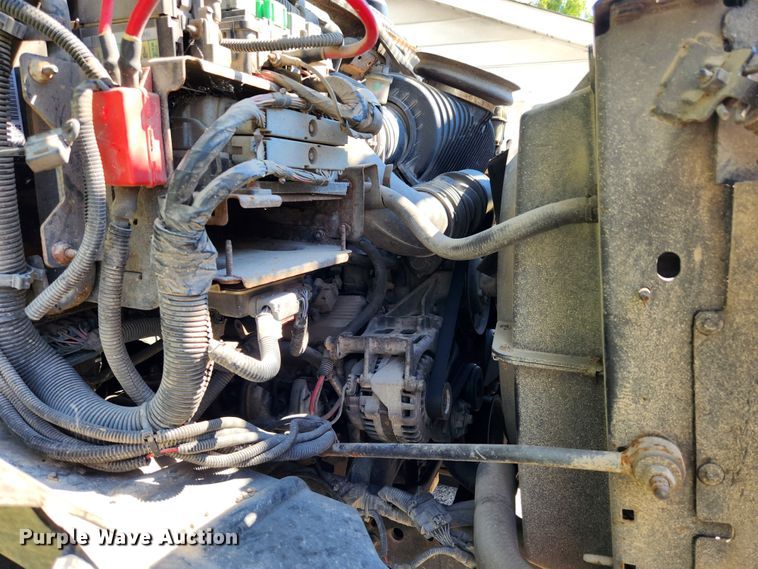 image for item MK9349 2006 GMC C7500  forestry bucket truck