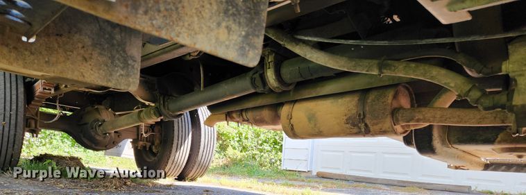 image for item MK9349 2006 GMC C7500  forestry bucket truck