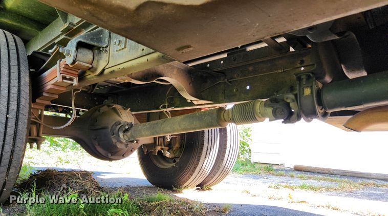 image for item MK9349 2006 GMC C7500  forestry bucket truck