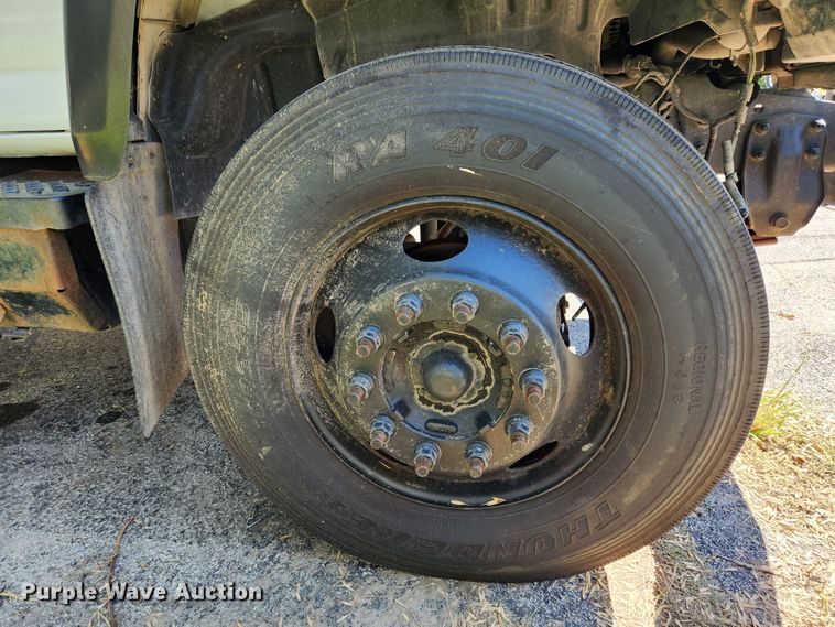 image for item MK9349 2006 GMC C7500  forestry bucket truck