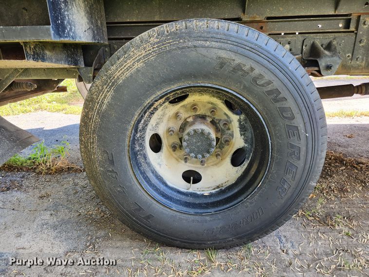 image for item MK9349 2006 GMC C7500  forestry bucket truck