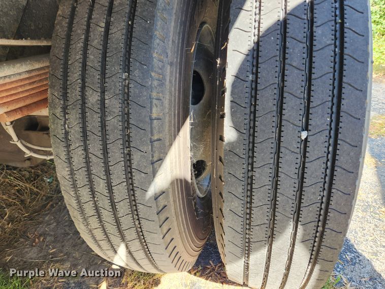 image for item MK9349 2006 GMC C7500  forestry bucket truck