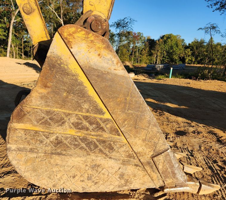 image for item MK9384 1996 Caterpillar 350L  excavator