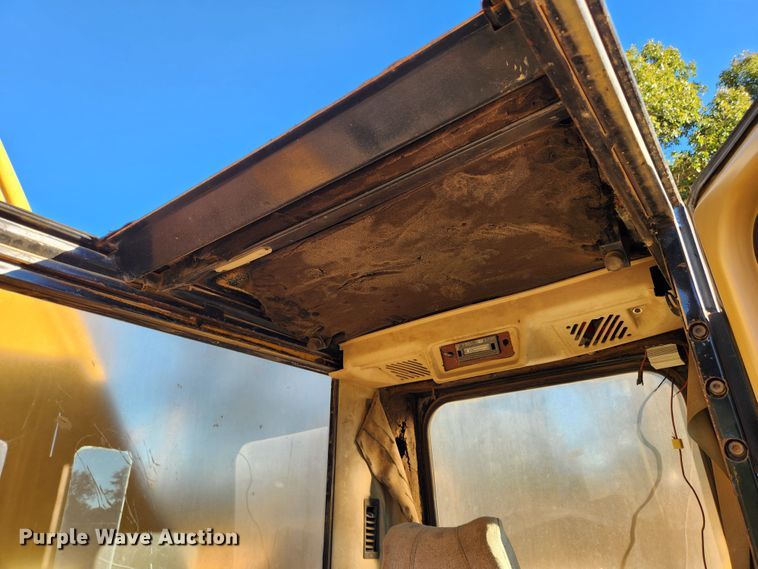 image for item MK9384 1996 Caterpillar 350L  excavator