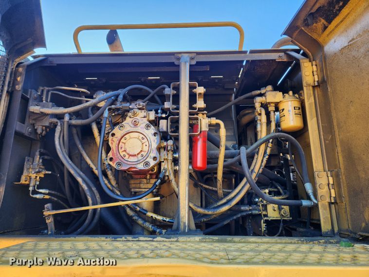 image for item MK9384 1996 Caterpillar 350L  excavator