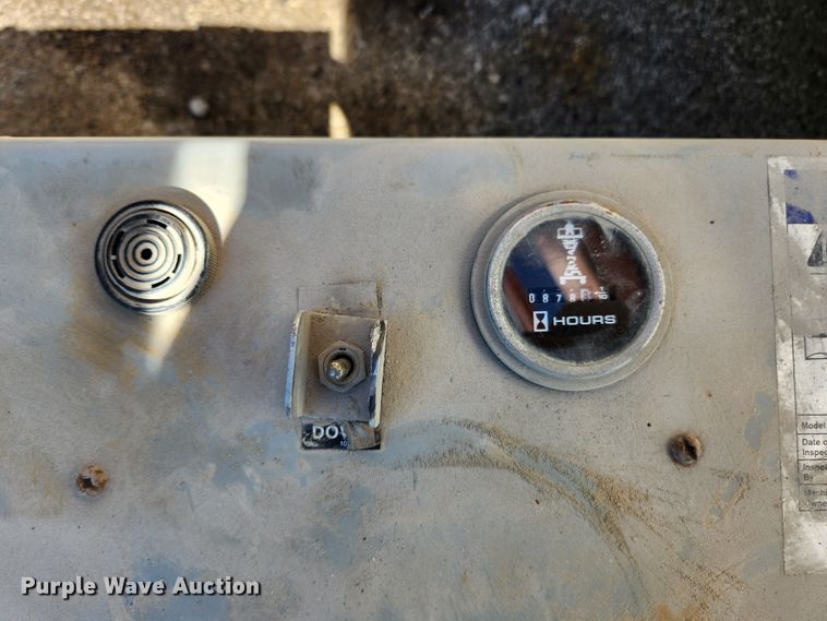 image for item MK9387 2000 Skyjack 4832  scissor lift