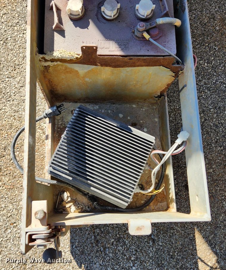 image for item MK9387 2000 Skyjack 4832  scissor lift