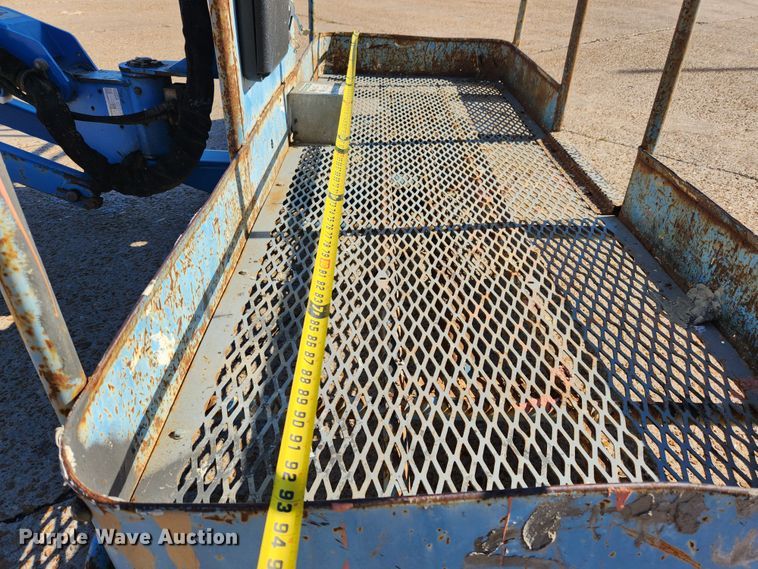 image for item MK9388 2003 Genie S-65  boom lift