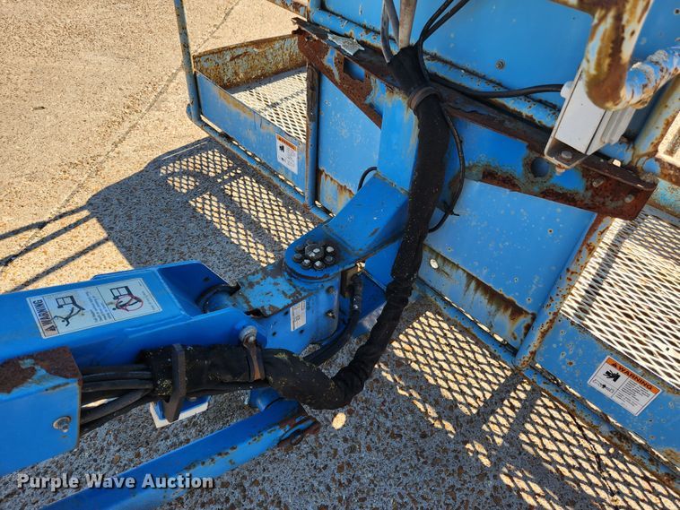 image for item MK9388 2003 Genie S-65  boom lift