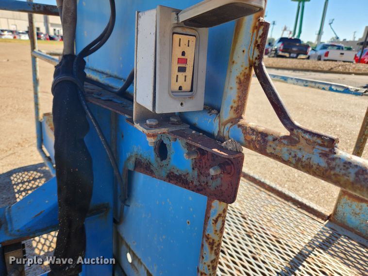 image for item MK9388 2003 Genie S-65  boom lift