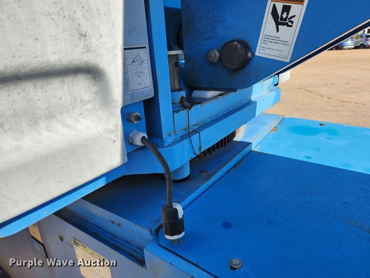 image for item MK9388 2003 Genie S-65  boom lift