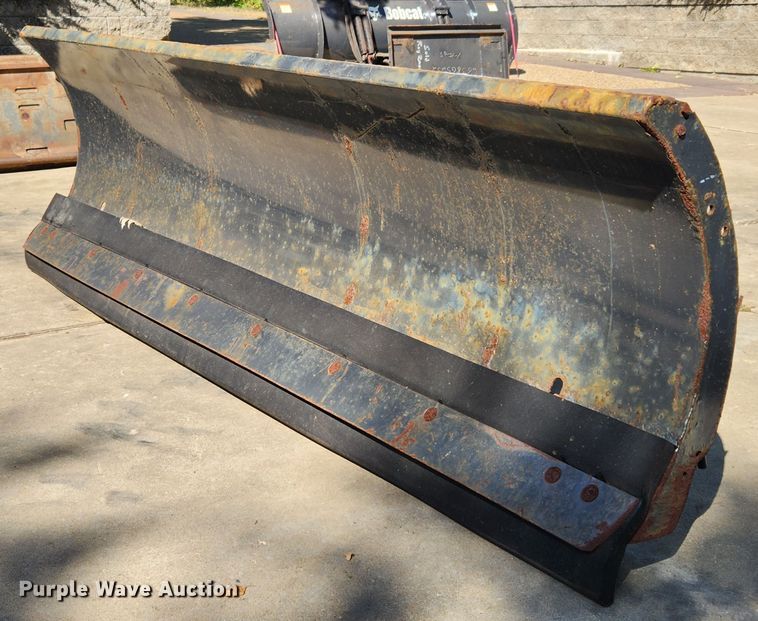 image for item MK9400 2008 Bobcat 96 Snow Blade  skid steer snow plow