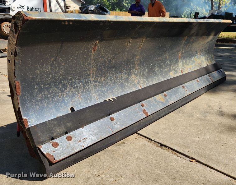 image for item MK9400 2008 Bobcat 96 Snow Blade  skid steer snow plow