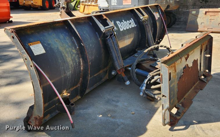 image for item MK9400 2008 Bobcat 96 Snow Blade  skid steer snow plow